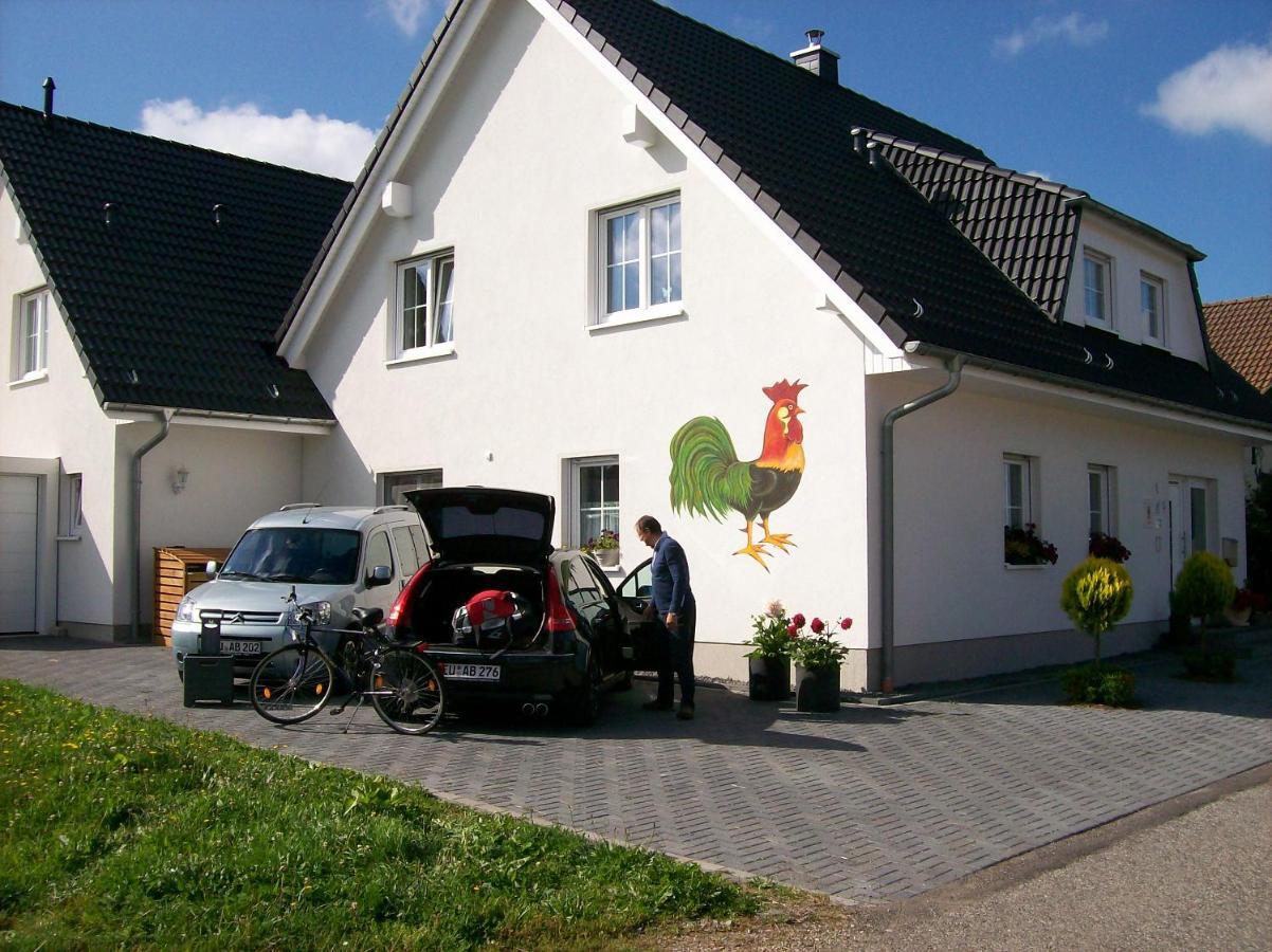 Gastehaus „Haus Am Hahnenberg“ Bed & Breakfast Marmagen Bagian luar foto